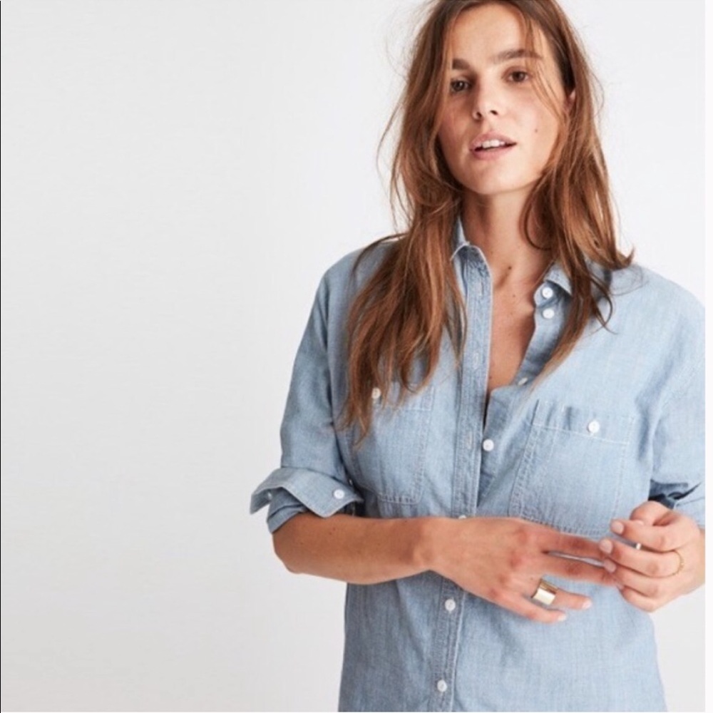 Madewell Ex-Boyfriend Chambray Button-Down